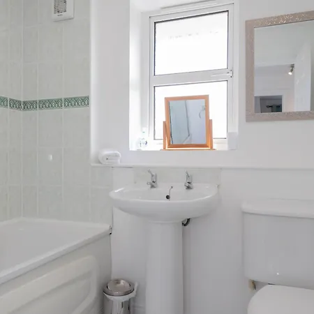 Ardenlee - Stylish 3 Bed Apt Close To City, Parking And Wifi Belfast Exterior photo