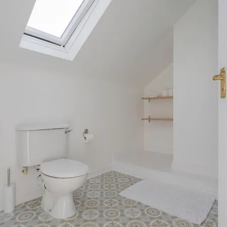 Ardenlee - Stylish 3 Bed Apt Close To City, Parking And Wifi Belfast Exterior photo