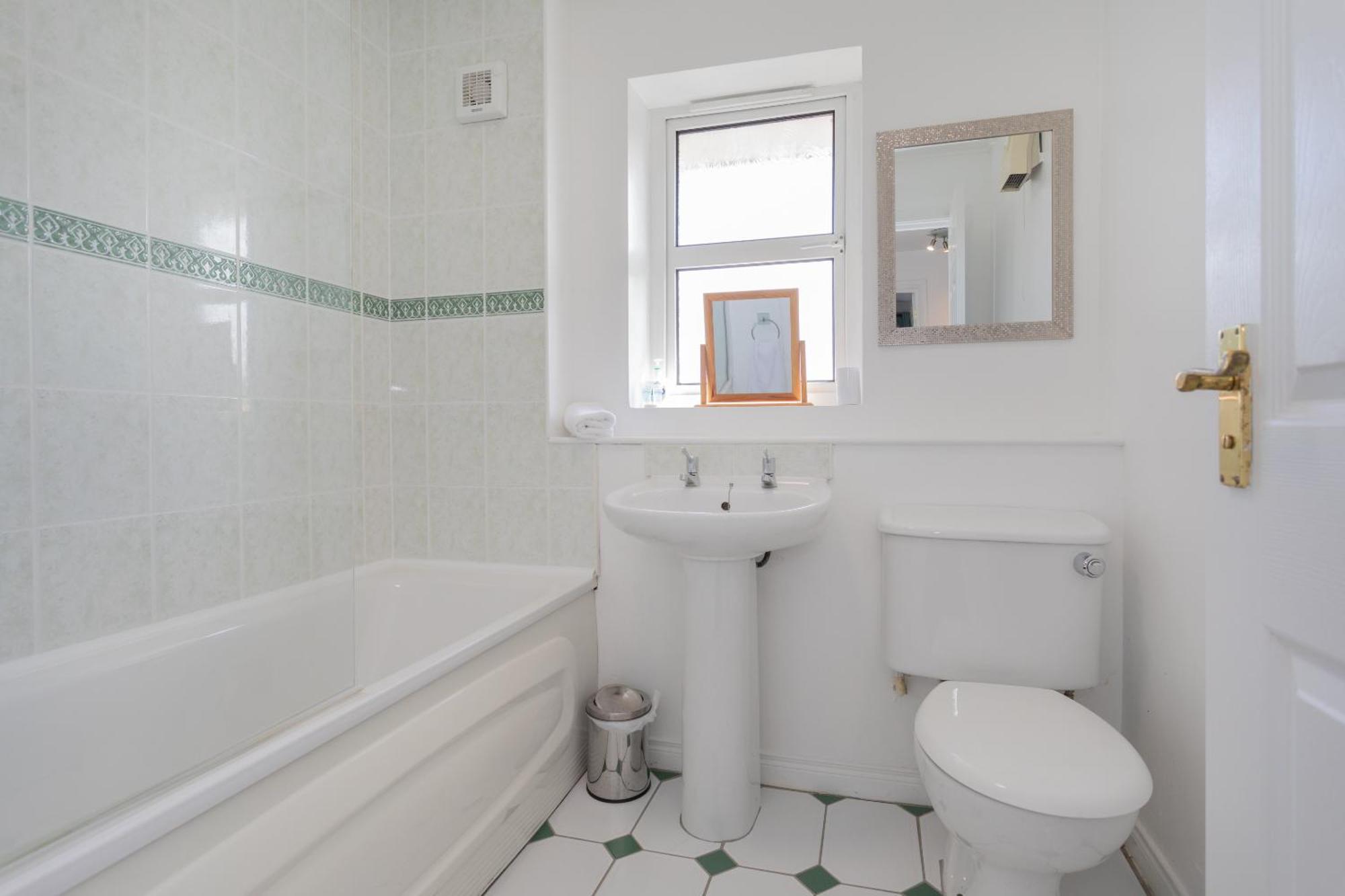 Ardenlee - Stylish 3 Bed Close To City, Parking And Wifi Appartement *